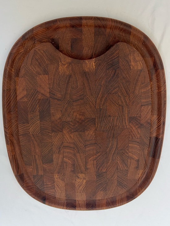 Dansk Other - Dansk Solid Cutting Board Dark Wood (Teak?)  16"x13"x1" Parquet Oval Marks Cuts